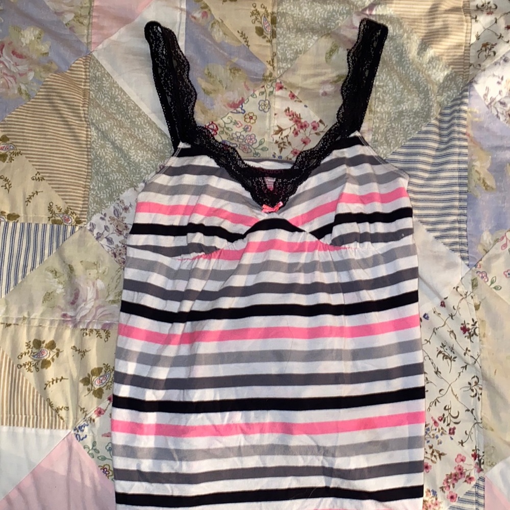Pink, black, and grey stripped Tank💕🖤